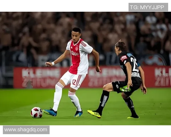 埃门主场迎战前进之鹰争夺积分榜关键三分的激烈对决