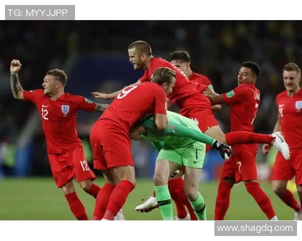 精彩回放：哥伦比亚与英格兰激战的足球盛宴回顾