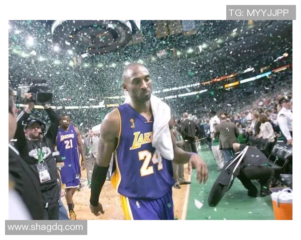 湖人对决热火激战正酣球迷期待精彩瞬间与巅峰对决 湖人对决热火激战正酣球迷期待精彩瞬间与巅峰对决