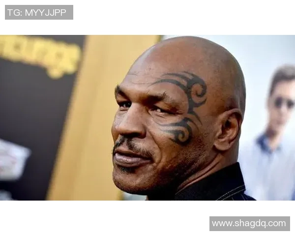 泰森与小罗伊琼斯经典对决精彩瞬间图片回顾与分析 泰森与小罗伊琼斯经典对决精彩瞬间图片回顾与分析