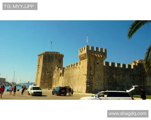 探索埃斯特旺的魅力与历史,感受这座城市的独特风情与文化底蕴 探索埃斯特旺的魅力与历史,感受这座城市的独特风情与文化底蕴