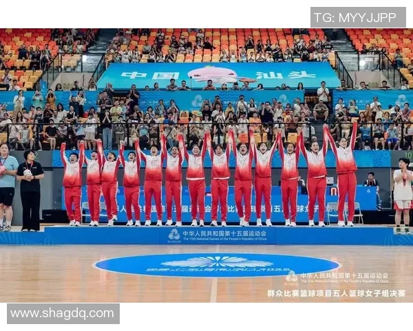 广东女篮与北京女篮阵容对比分析及球员表现评估 广东女篮与北京女篮阵容对比分析及球员表现评估